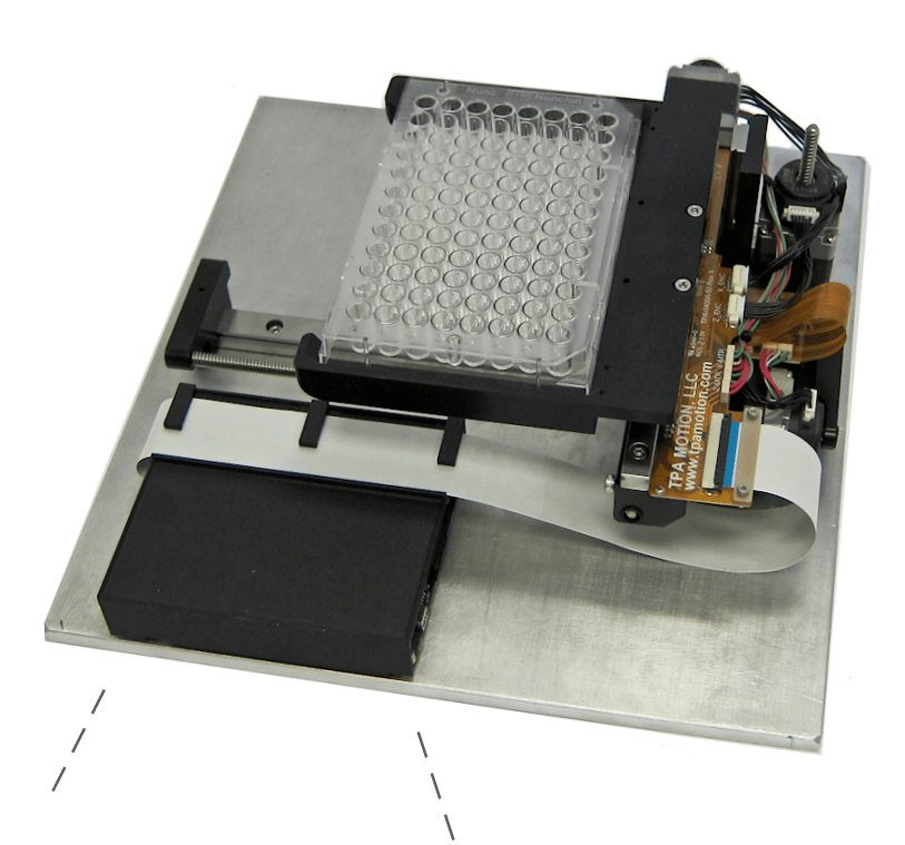 Microplate Robot with Controller Cover